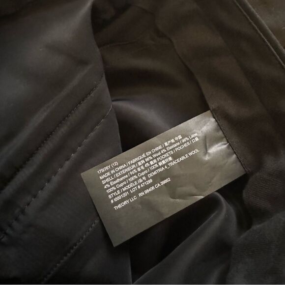 Theory Demitria 4 Pant in Good Wool - Picture 8 of 14
